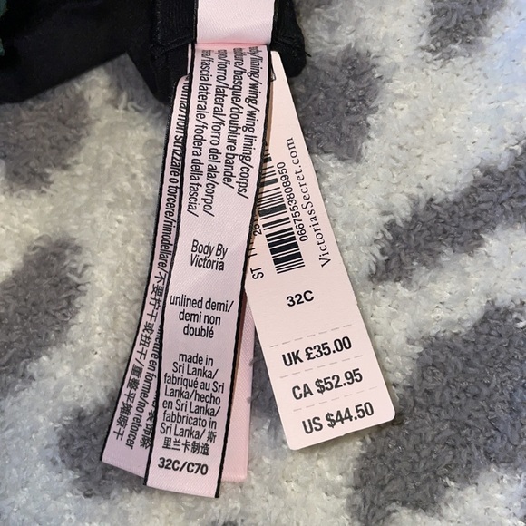 NWT Victoria’s Secret bras - Picture 4 of 4